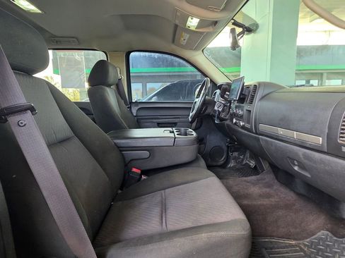 Used 2011 Chevrolet Silverado 1500 LT image 25