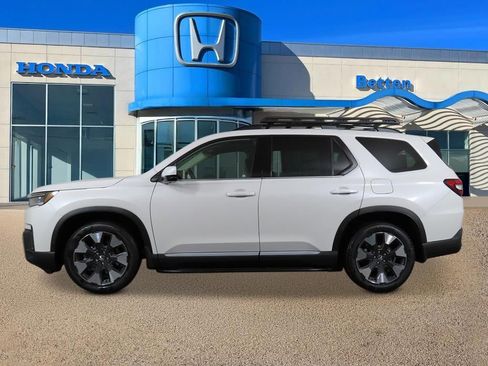 New 2026 Honda Pilot Elite image 2