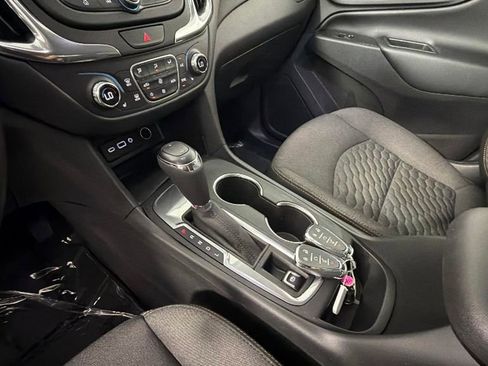 Used 2020 Chevrolet Equinox LT FWD image 38
