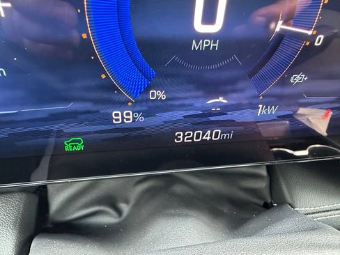 Used 2024 Chevrolet Blazer EV LT AWD/4WD image 10