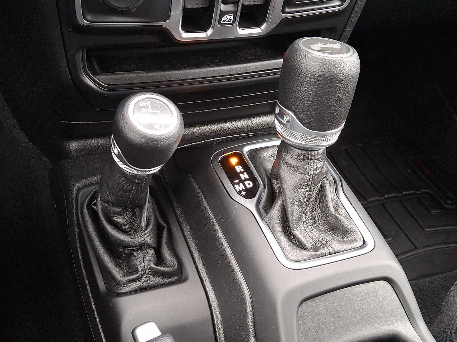Used 2021 Jeep Wrangler Unlimited Sport AWD/4WD image 14