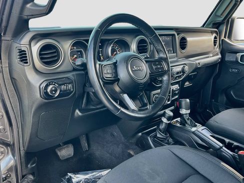 Used 2021 Jeep Gladiator Sport AWD/4WD image 9