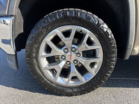 Used 2015 GMC Sierra 1500 SLT w/ SLT Crew Cab Value Package RWD image 12
