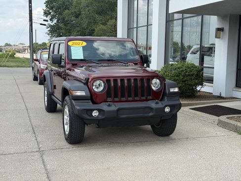 Used 2021 Jeep Wrangler Unlimited Sport AWD/4WD image 19