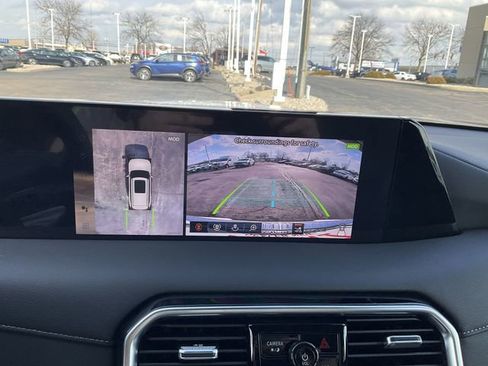 New 2026 Nissan Armada SL w/ Captain's Chari Seat Package image 15