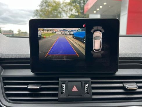 Used 2020 Audi Q5 2.0T Premium image 12