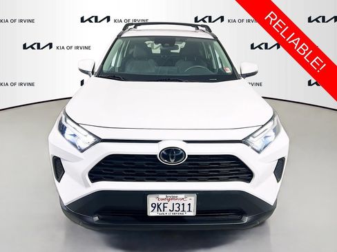 Used 2023 Toyota RAV4 XLE w/ Convenience Package FWD image 2
