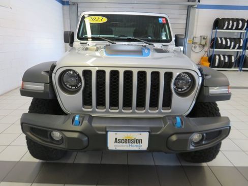 Used 2023 Jeep Wrangler Unlimited Rubicon 4xe w/ Cold Weather Group image 17