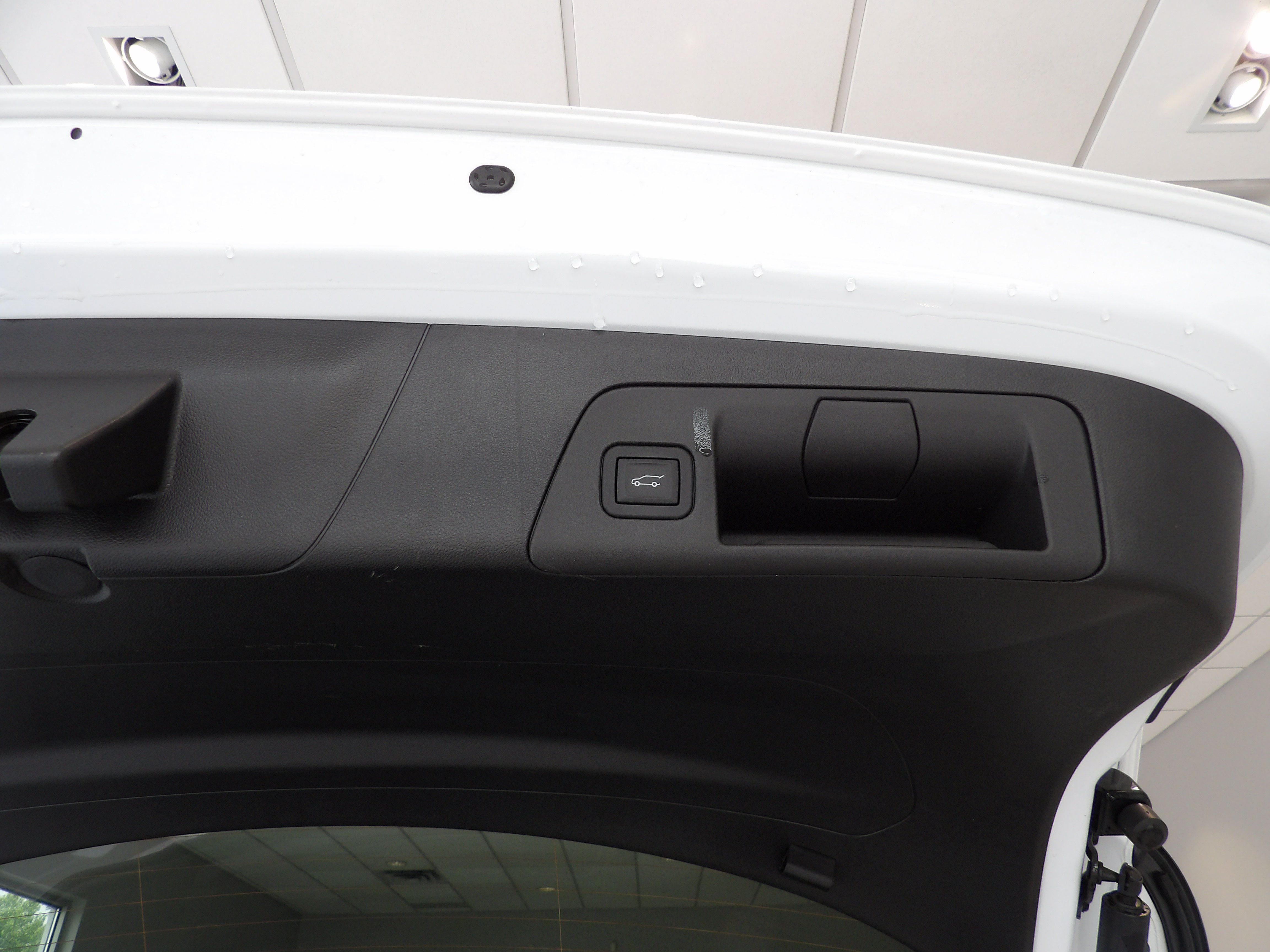 Used 2023 Buick Envision Preferred AWD/4WD image 19
