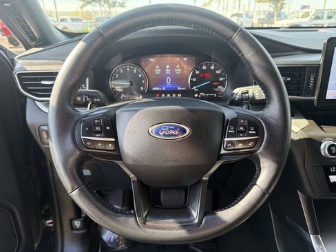 Certified 2020 Ford Explorer XLT w/ Equipment Group 202A image 9