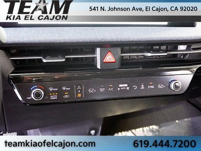 Certified 2023 Kia EV6 Light RWD image 28