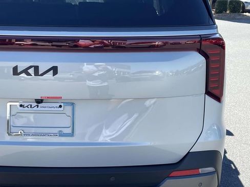 New 2026 Kia Carnival SX Prestige image 11