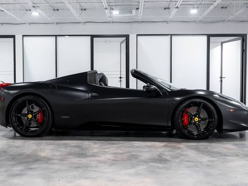 Used 2012 Ferrari 458 Spider RWD image 1