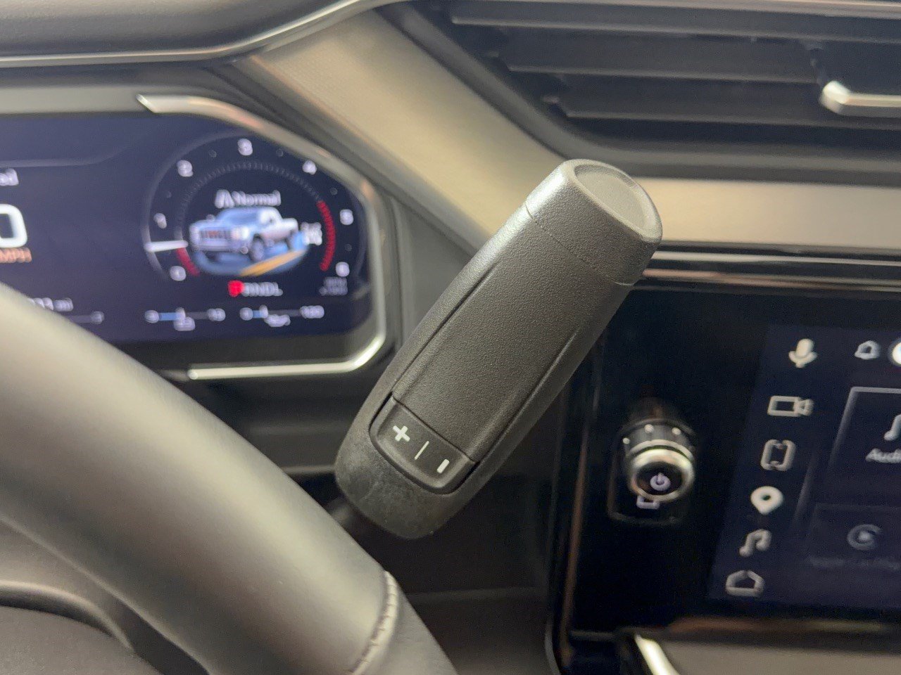 Used 2026 GMC Sierra 3500 Denali AWD/4WD image 21