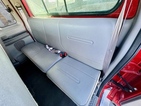 Used 2000 Ford F250 XL image 13