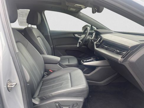 Used 2023 Audi Q4 e-tron Premium Plus w/ Premium Plus RWD image 15