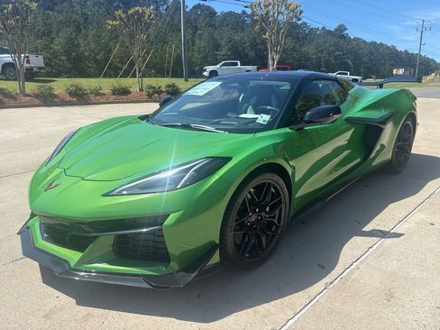 New 2026 Chevrolet Corvette Z06 RWD image 3