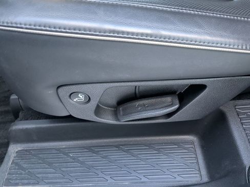 Used 2021 Hyundai Palisade Limited image 13