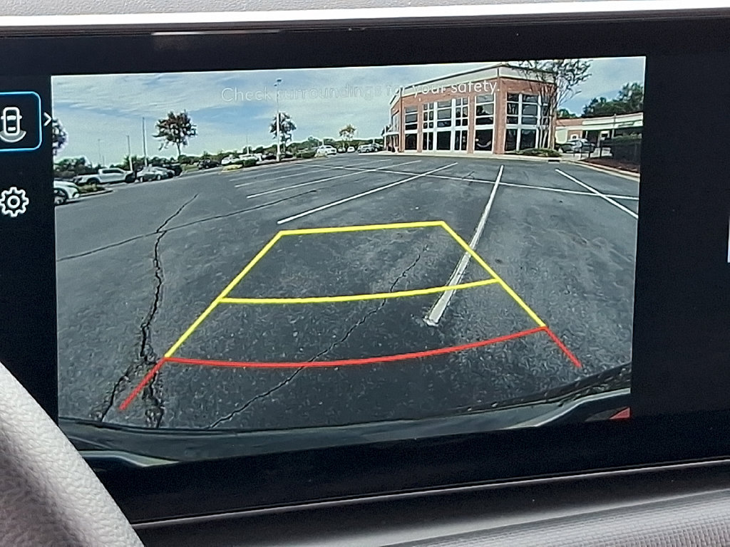 Used 2025 Hyundai Tucson SE FWD image 17