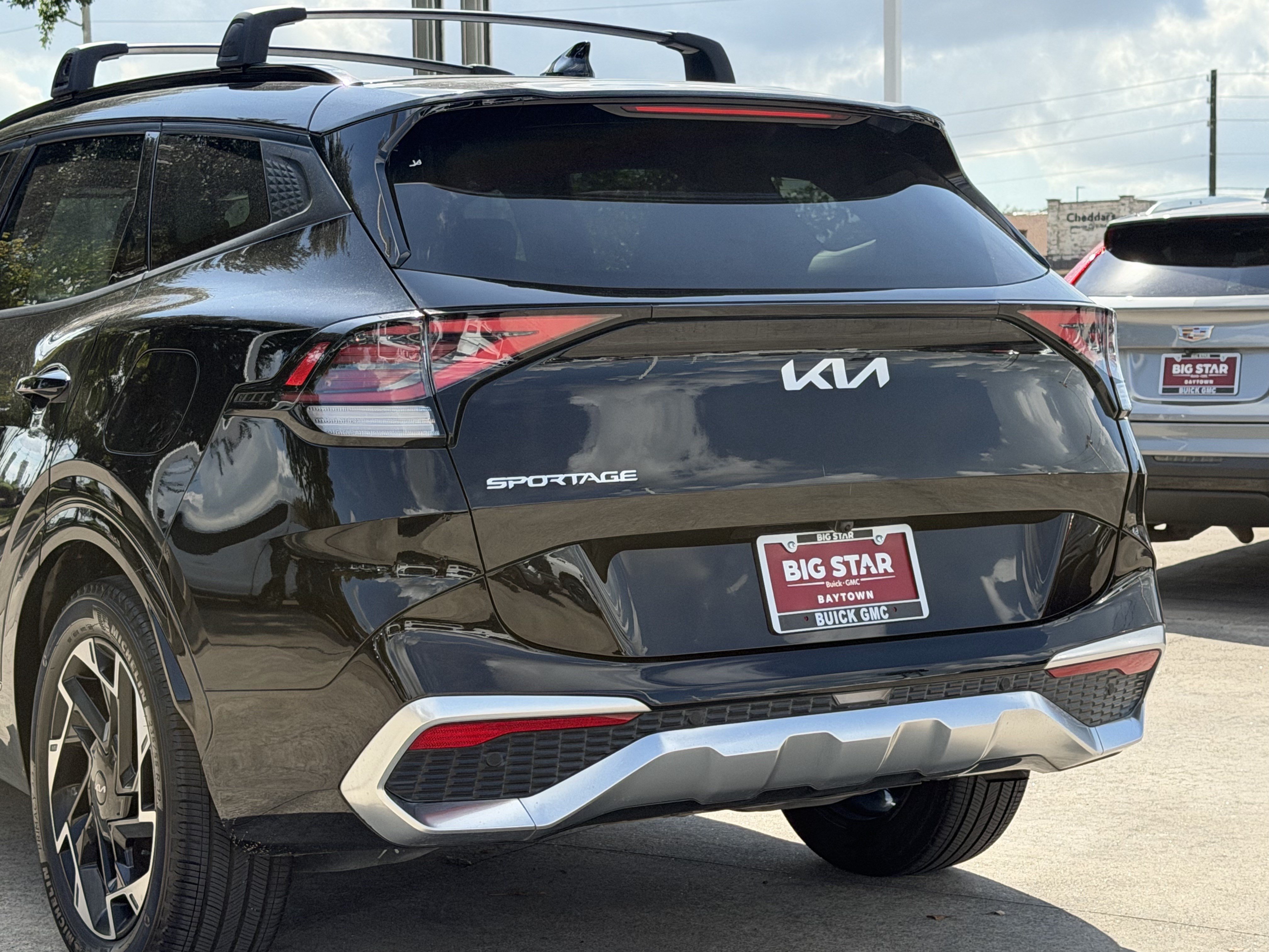 Used 2023 Kia Sportage SX FWD image 7