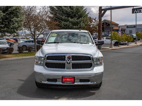 Used 2023 RAM 1500 Classic SLT w/ Electronics Group AWD/4WD image 3