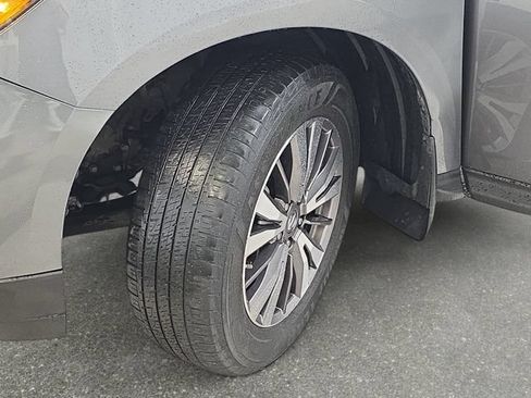 Used 2019 Nissan Pathfinder S AWD/4WD image 30