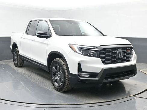 New 2026 Honda Ridgeline TrailSport image 2