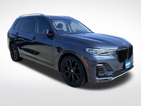 Used 2022 BMW X7 xDrive40i image 3