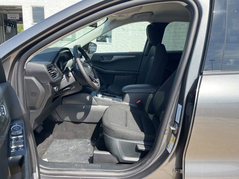 New 2025 Ford Escape Active w/ Cold Weather Package image 21