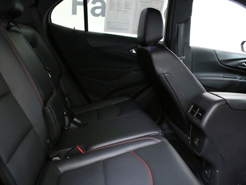 Used 2024 Chevrolet Equinox RS w/ RS Leather Package image 28
