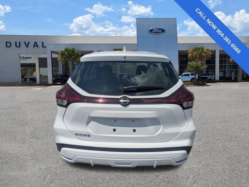 Used 2024 Nissan Kicks S FWD image 5