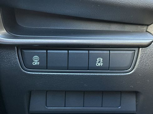 Used 2022 MAZDA MAZDA3 s image 41