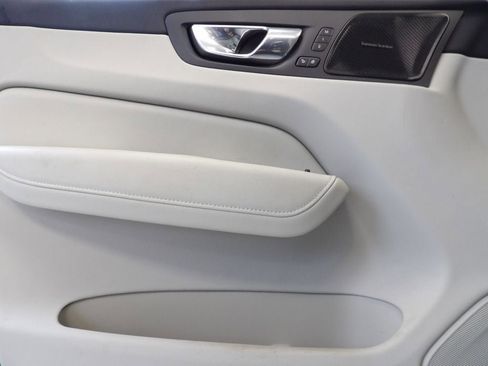 Certified 2023 Volvo XC60 B6 Ultimate image 10