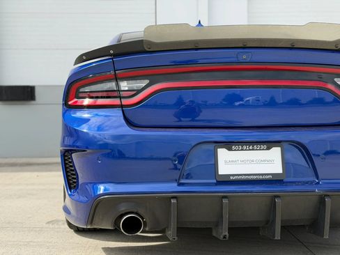 Used 2019 Dodge Charger Scat Pack RWD image 30