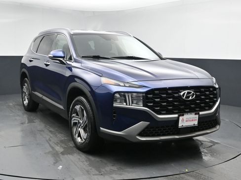 Used 2023 Hyundai Santa Fe SEL image 2