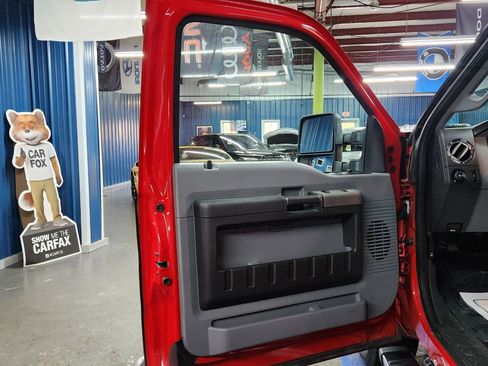 Used 2011 Ford F250 XLT w/ XLT Premium Pkg image 6