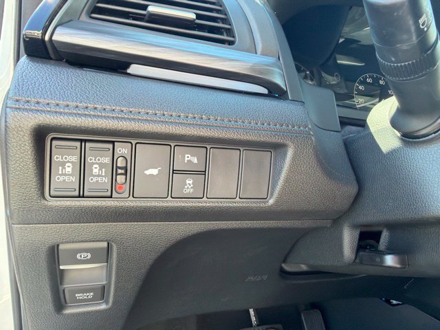 Used 2025 Honda Odyssey Elite image 27