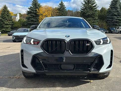 Used 2024 BMW X6 M60i w/ Dynamic Handling Package image 11