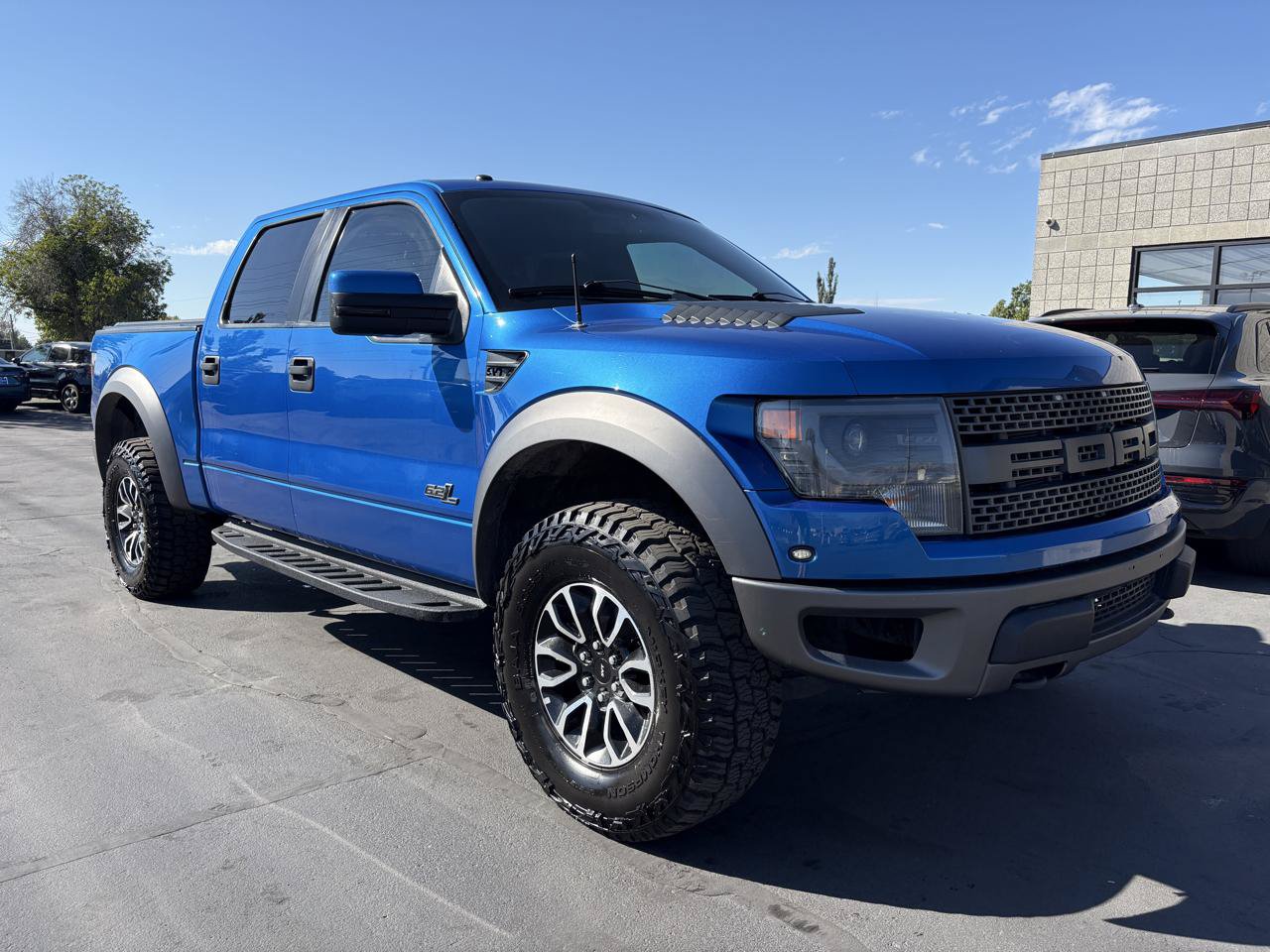 Used 2014 Ford F150 Raptor w/ Equipment Group 801A Luxury AWD/4WD image 1