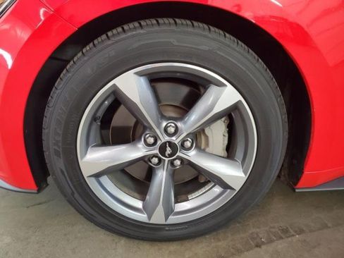 Used 2015 Ford Mustang GT image 8