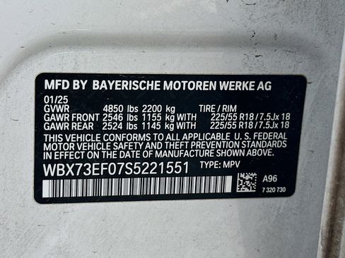 Used 2025 BMW X1 xDrive28i AWD/4WD image 12