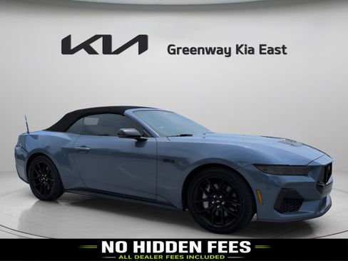 Used 2025 Ford Mustang GT Premium RWD image 1