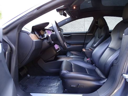 Used 2020 Tesla Model S Long Range Plus AWD/4WD image 10
