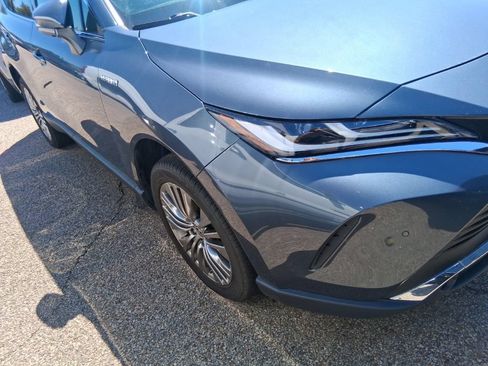 Used 2021 Toyota Venza Limited w/ Advanced Technology Package AWD/4WD image 9