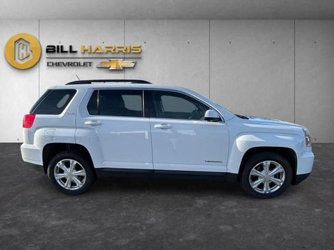 Used 2017 GMC Terrain SLE w/ Convenience Package AWD/4WD image 4