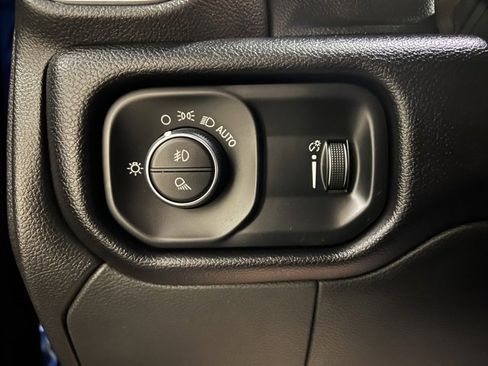 Used 2022 RAM 2500 Big Horn w/ Level A Equipment Group image 35