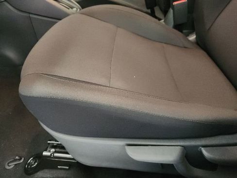 Used 2025 Nissan Kicks Play S FWD image 18