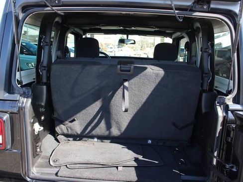 Used 2022 Jeep Wrangler Sport S image 24