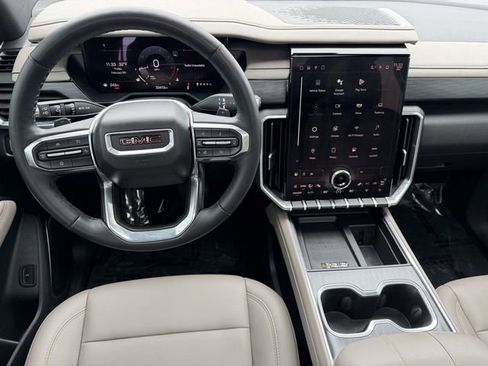 Used 2024 GMC Acadia Elevation w/ Trailering Package image 13