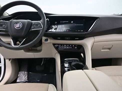 Used 2022 Buick Envision Avenir w/ Technology Package II image 19